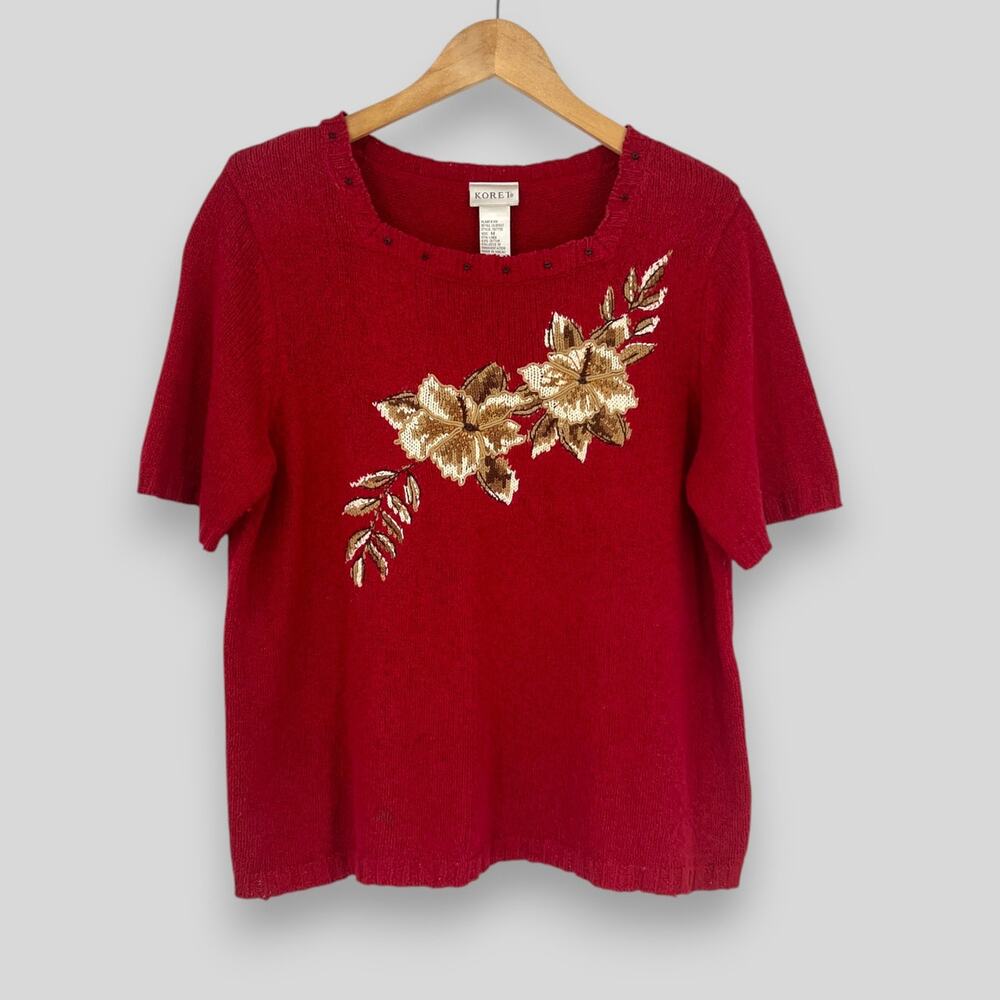 90s Vintage Red Floral Embroidered Short Sleeve Sweater Size Medium